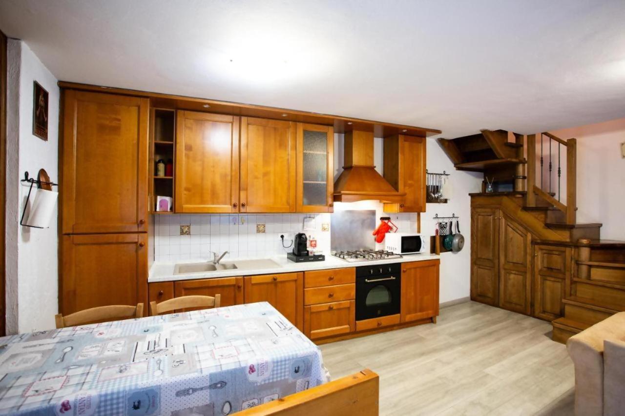 Вилла Casa Liscidini Априка Экстерьер фото